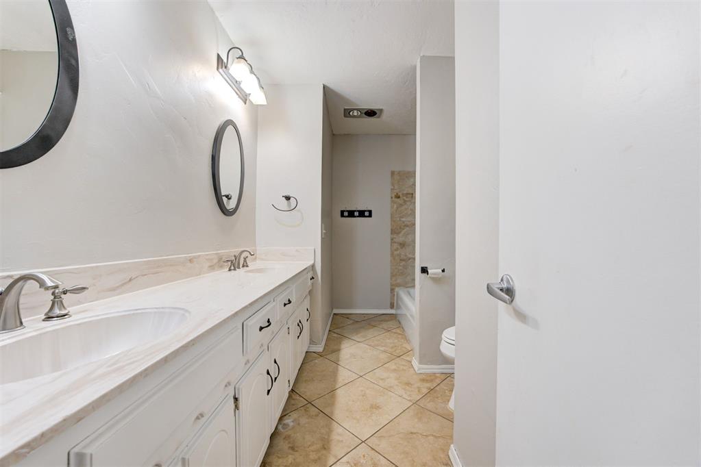 7433 NW 31st Street