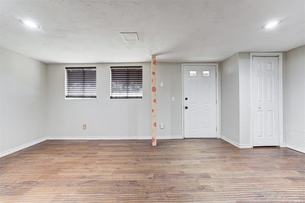 7433 NW 31st Street