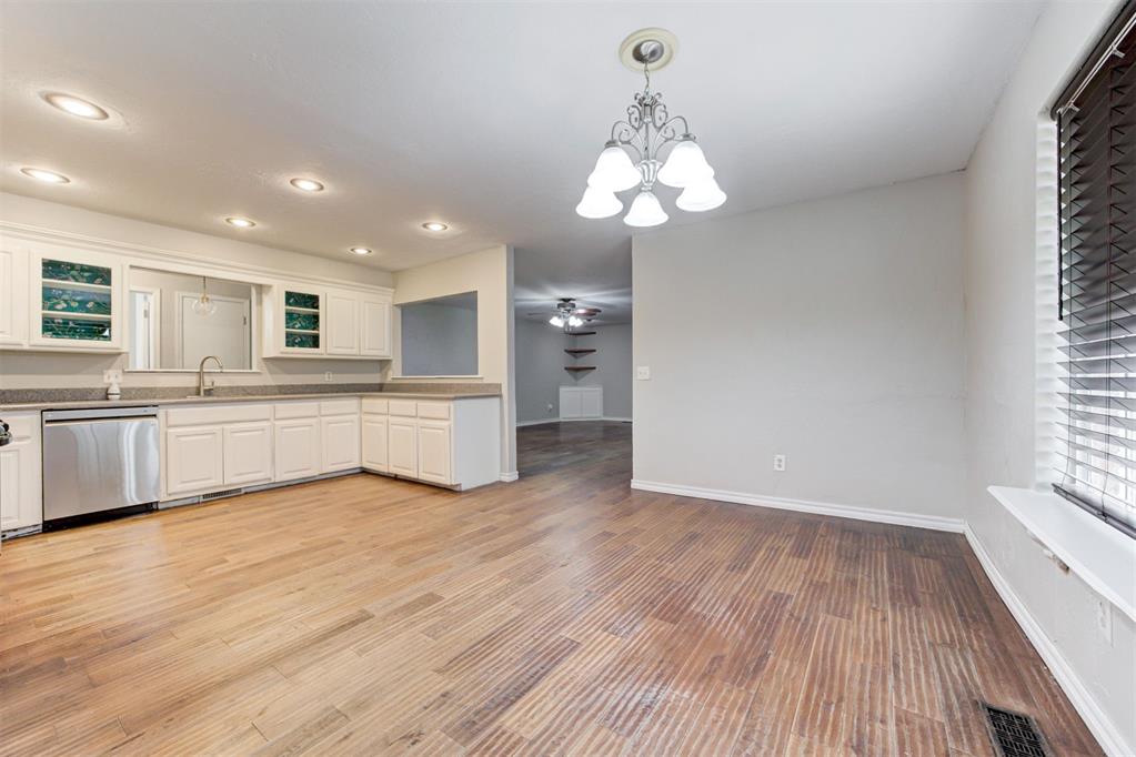 7433 NW 31st Street