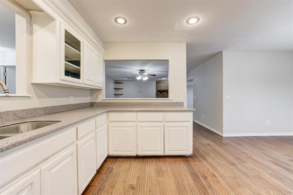 7433 NW 31st Street