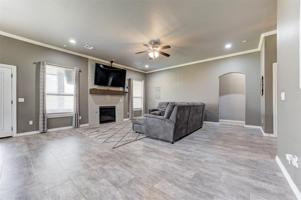 9113 NW 89th Street