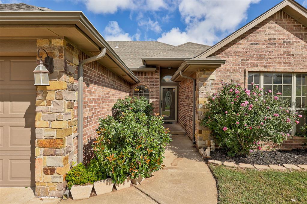 9013 NW 92nd Street