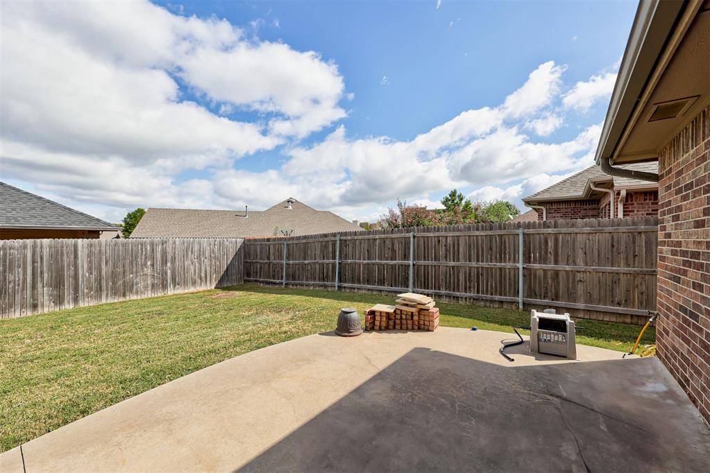 9013 NW 92nd Street