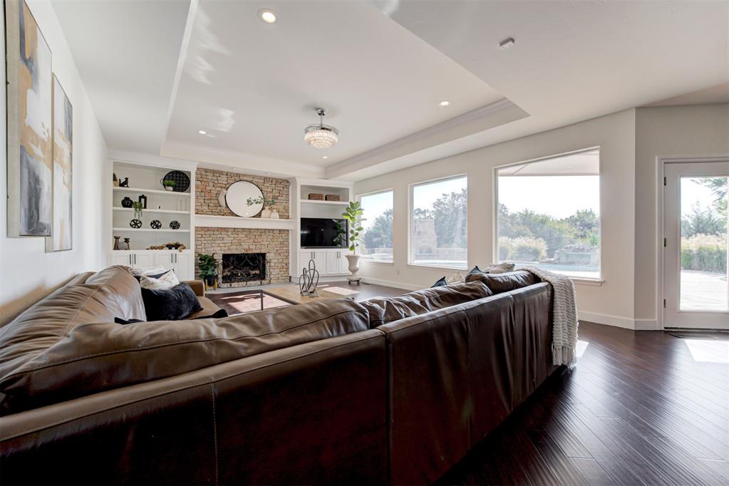 4600 Caliburn Parkway