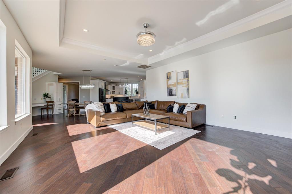 4600 Caliburn Parkway