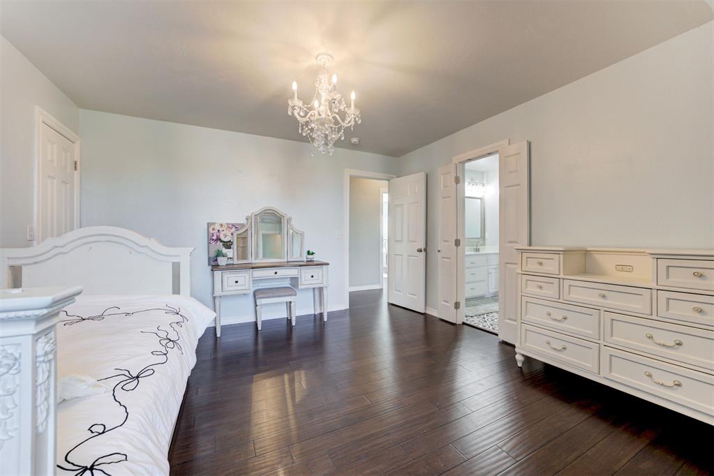 4600 Caliburn Parkway