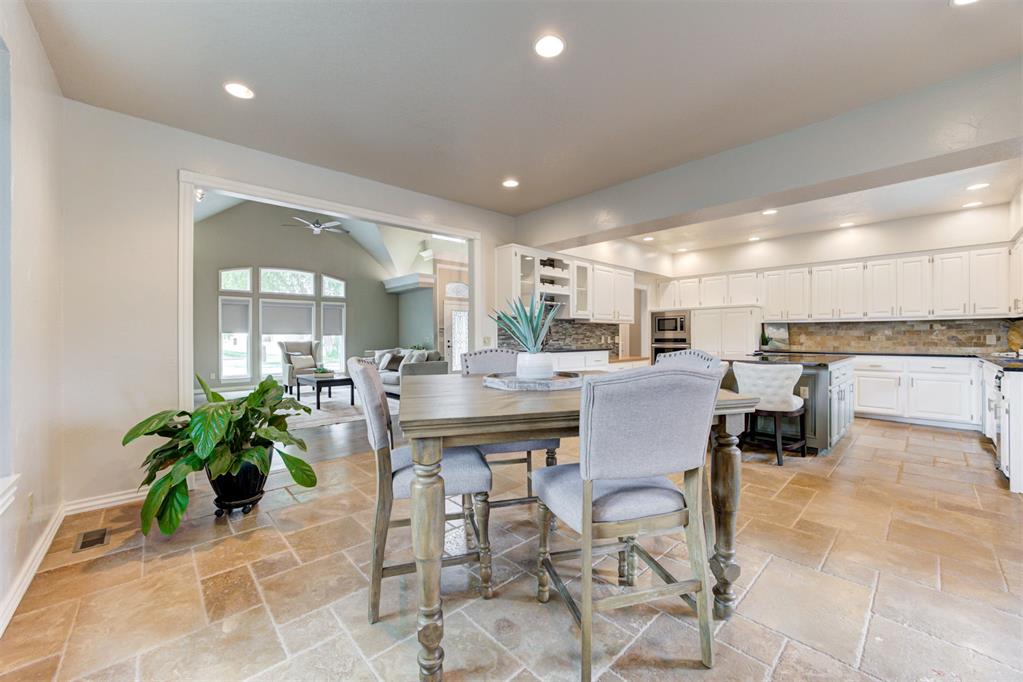 11204 Cedar Ridge Road