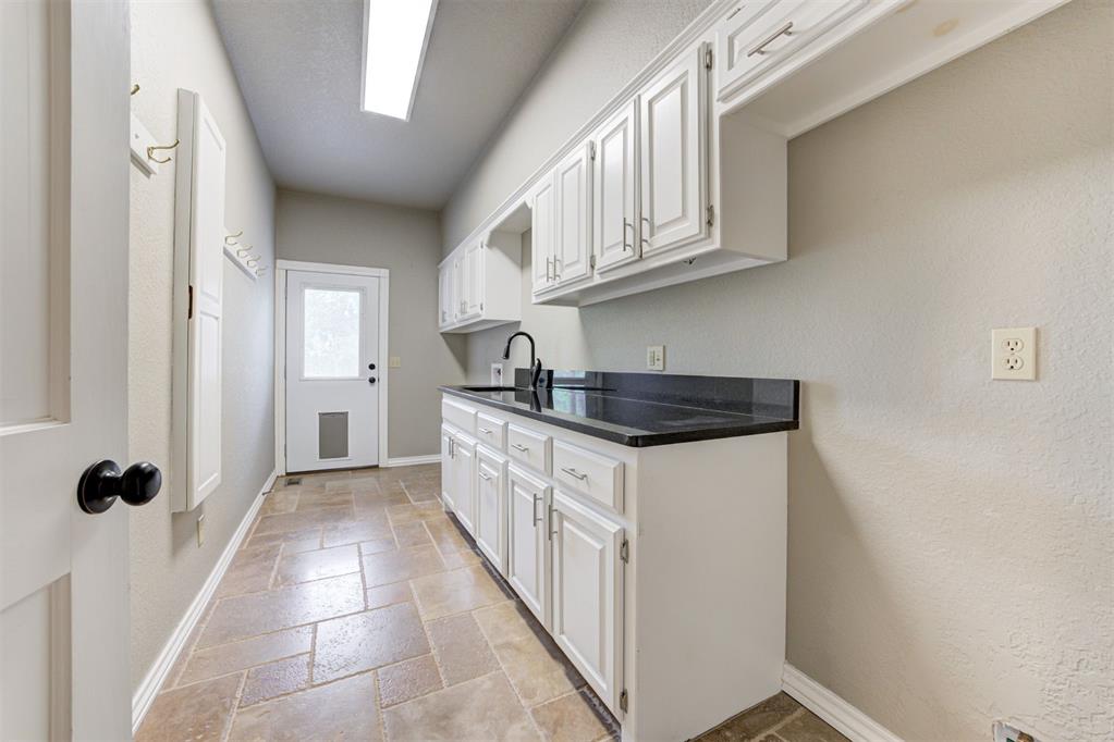 11204 Cedar Ridge Road