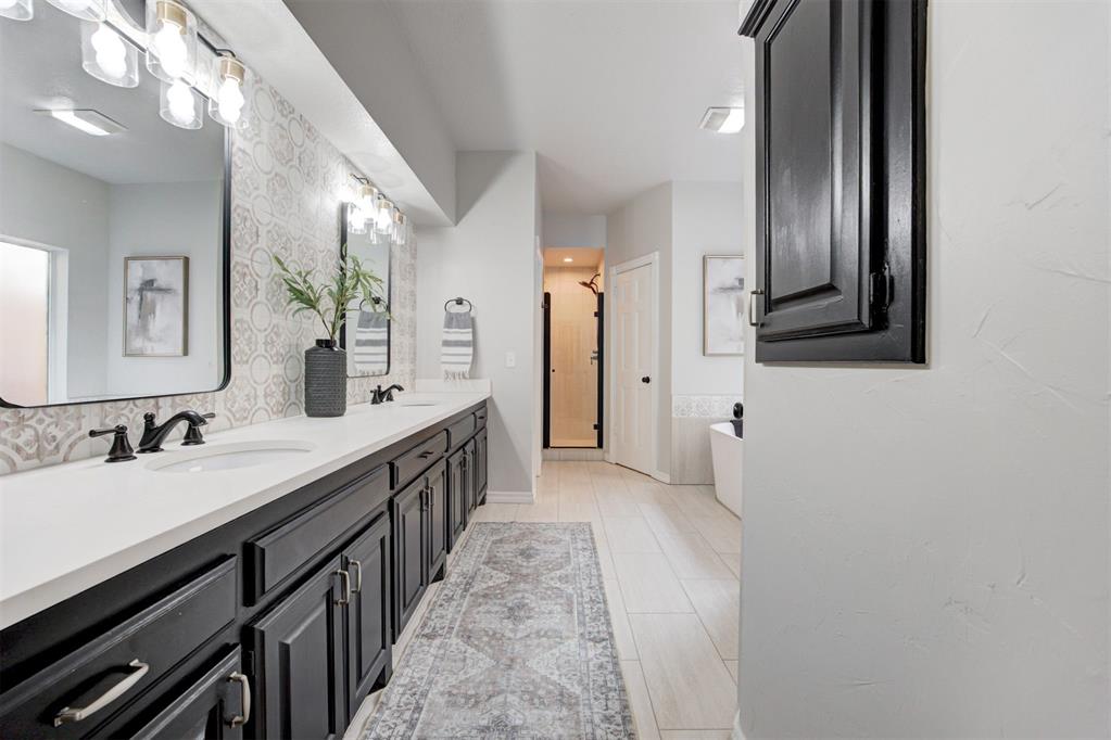 11204 Cedar Ridge Road