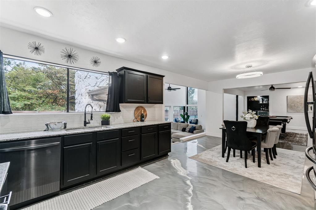 11237 Folkstone Drive