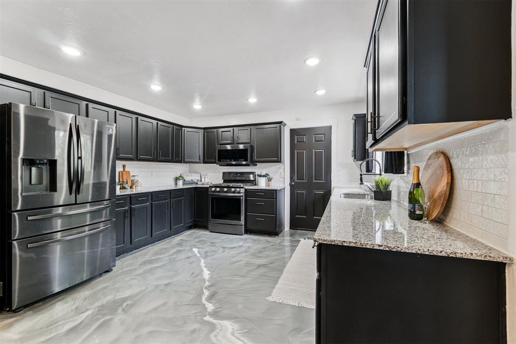 11237 Folkstone Drive