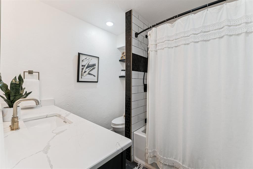 11237 Folkstone Drive