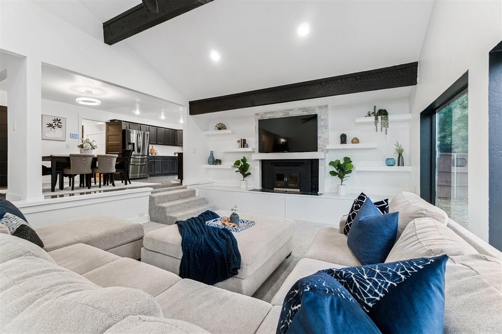 11237 Folkstone Drive