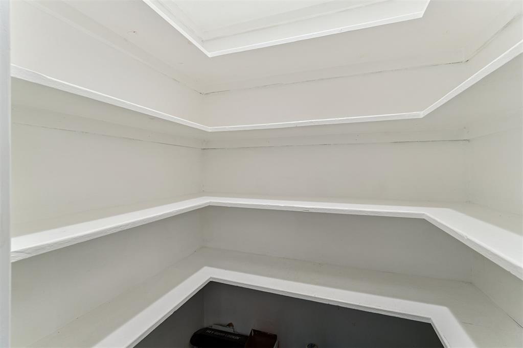 11237 Folkstone Drive