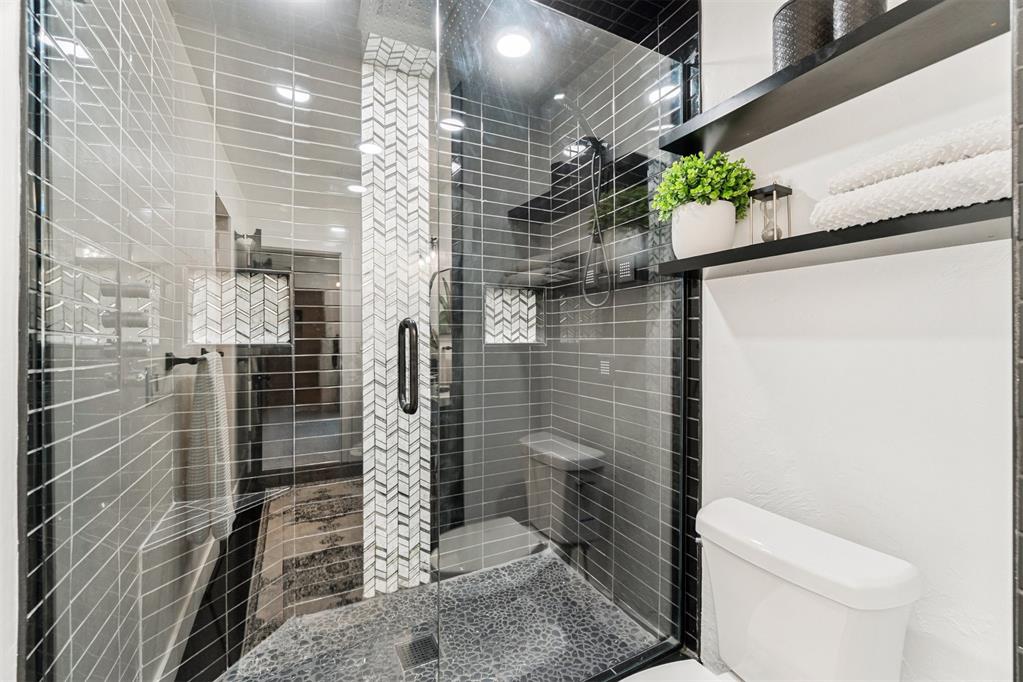 11237 Folkstone Drive