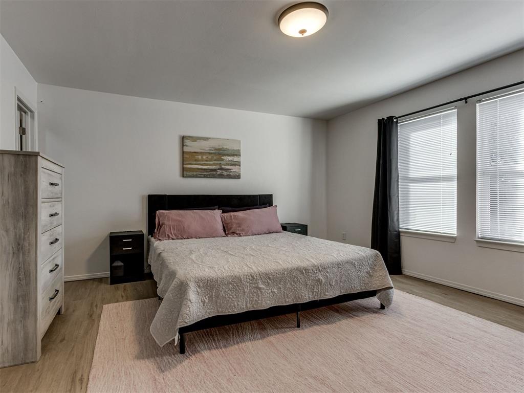 2828 NW 184th Terrace