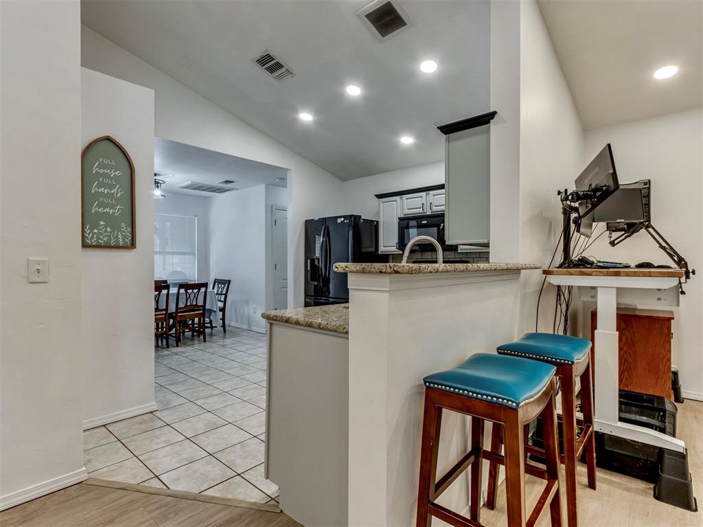 2828 NW 184th Terrace