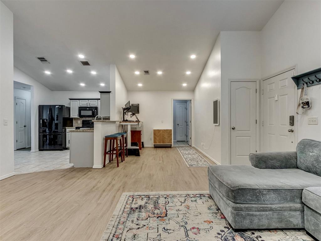 2828 NW 184th Terrace