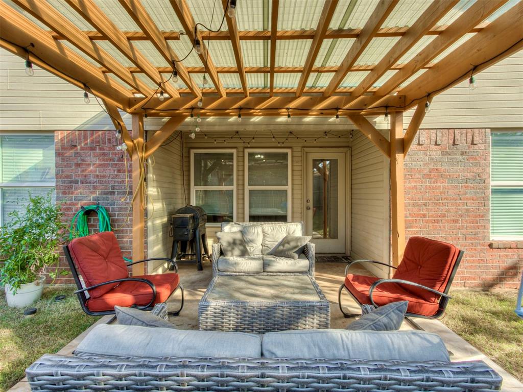 2828 NW 184th Terrace