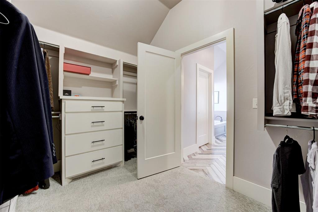 11124 Fairways Avenue