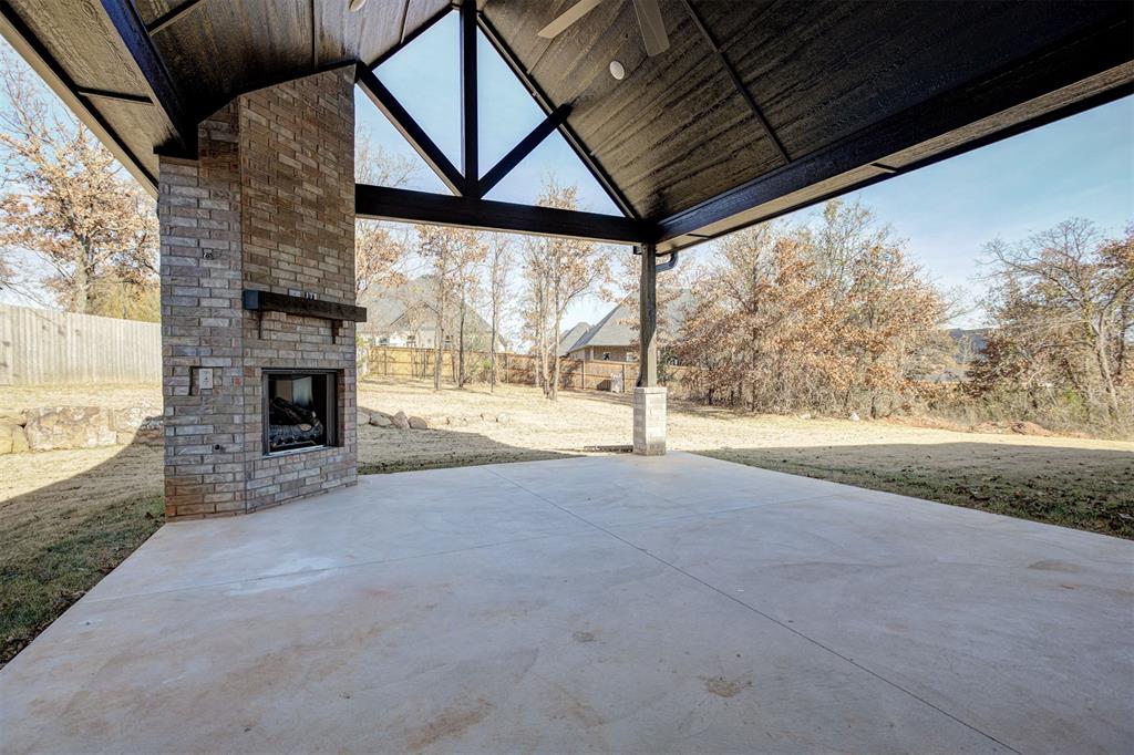 8001 Amber Ridge Drive