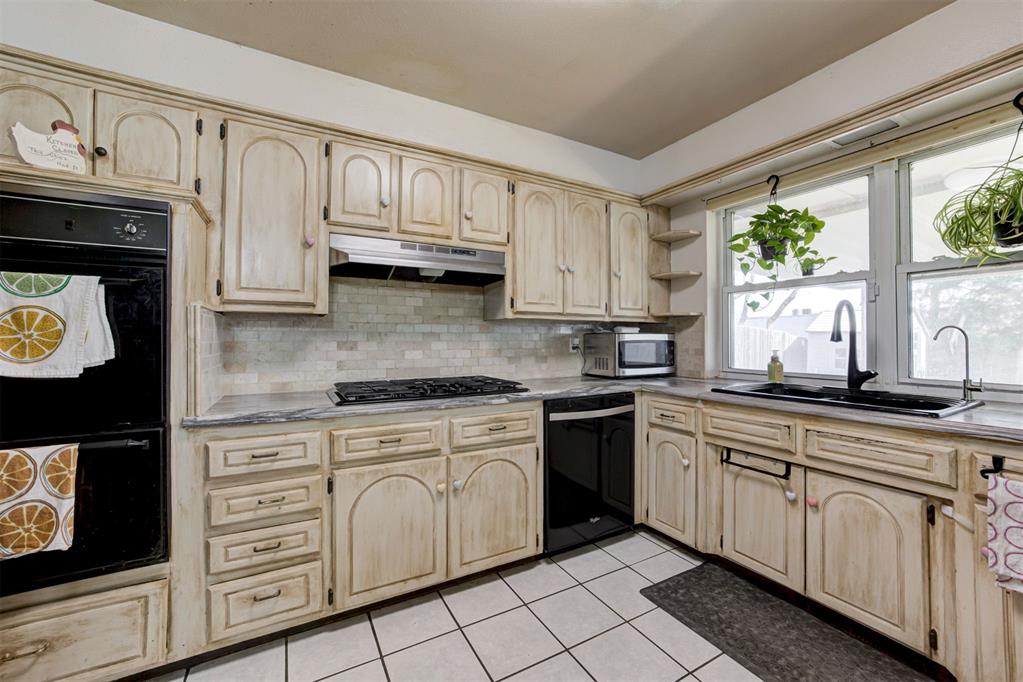 7612 Brookside Drive