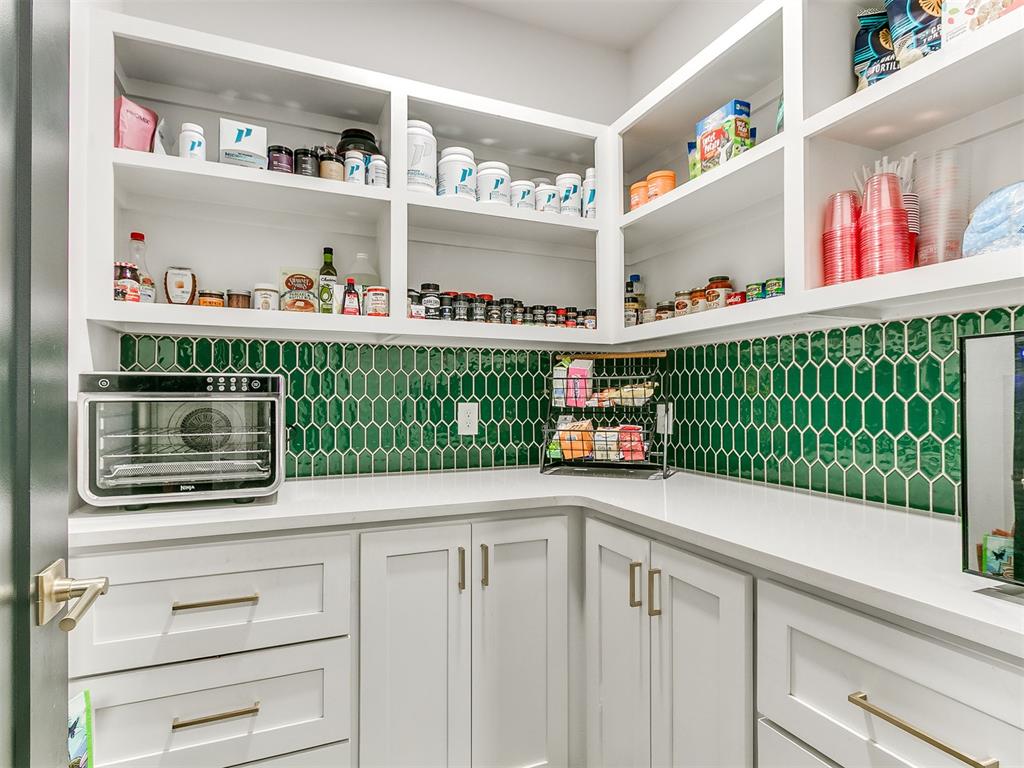 11817 NW 108th Terrace