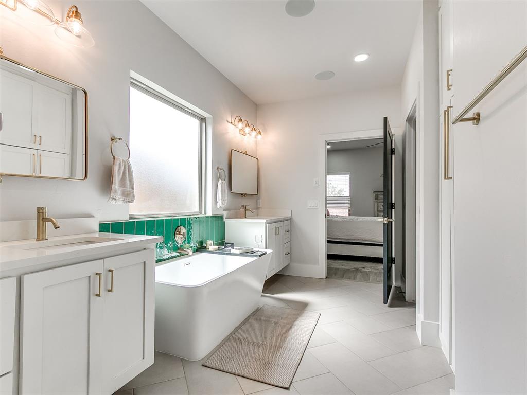 11817 NW 108th Terrace