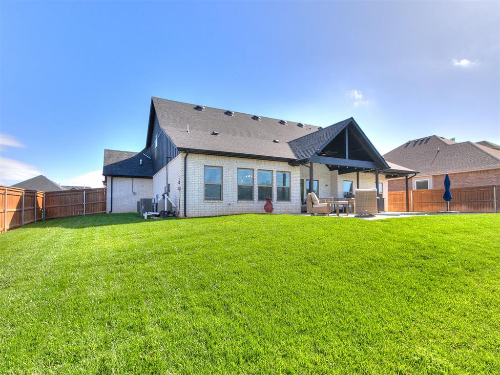 11817 NW 108th Terrace