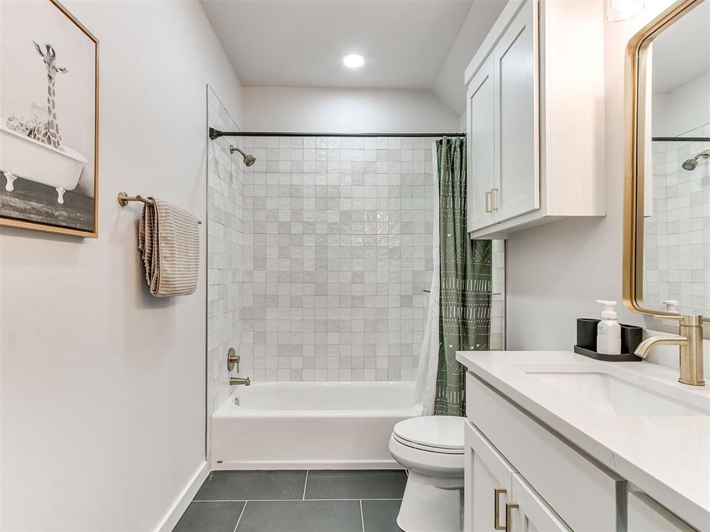 11817 NW 108th Terrace