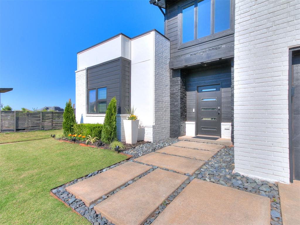 17324 Sparrow Hawk Lane