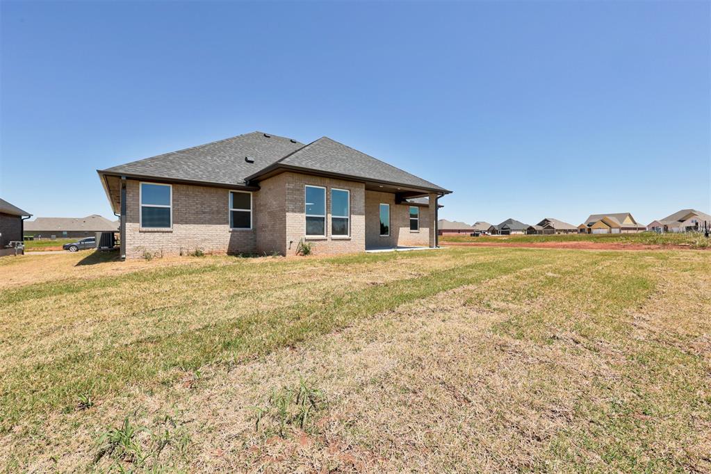 642 Sienna Creek Lane