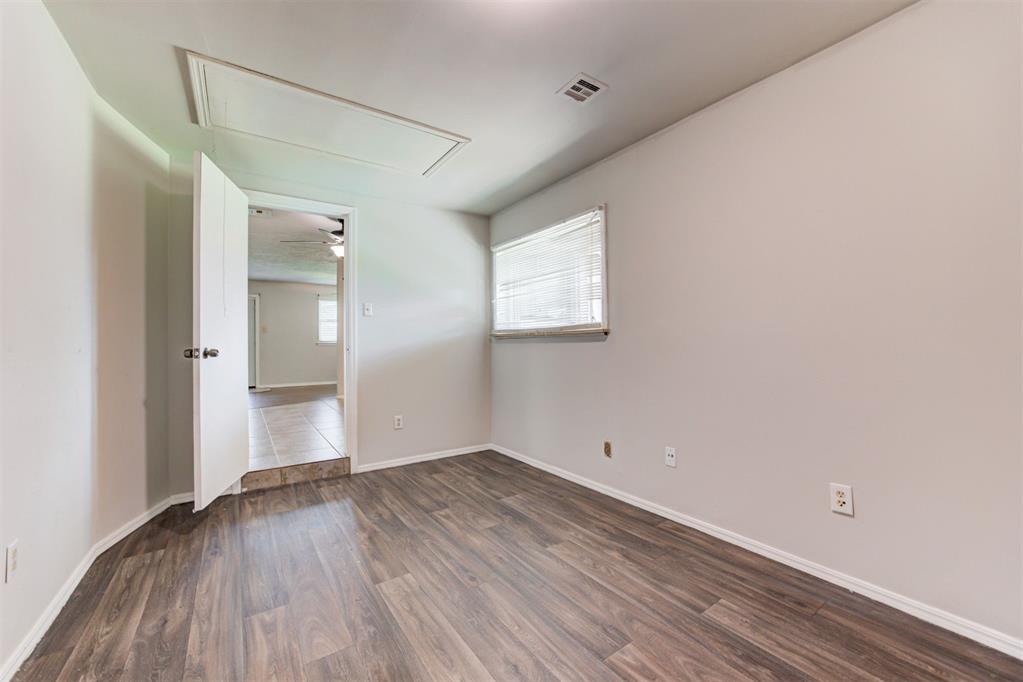2537 SW 66th Street