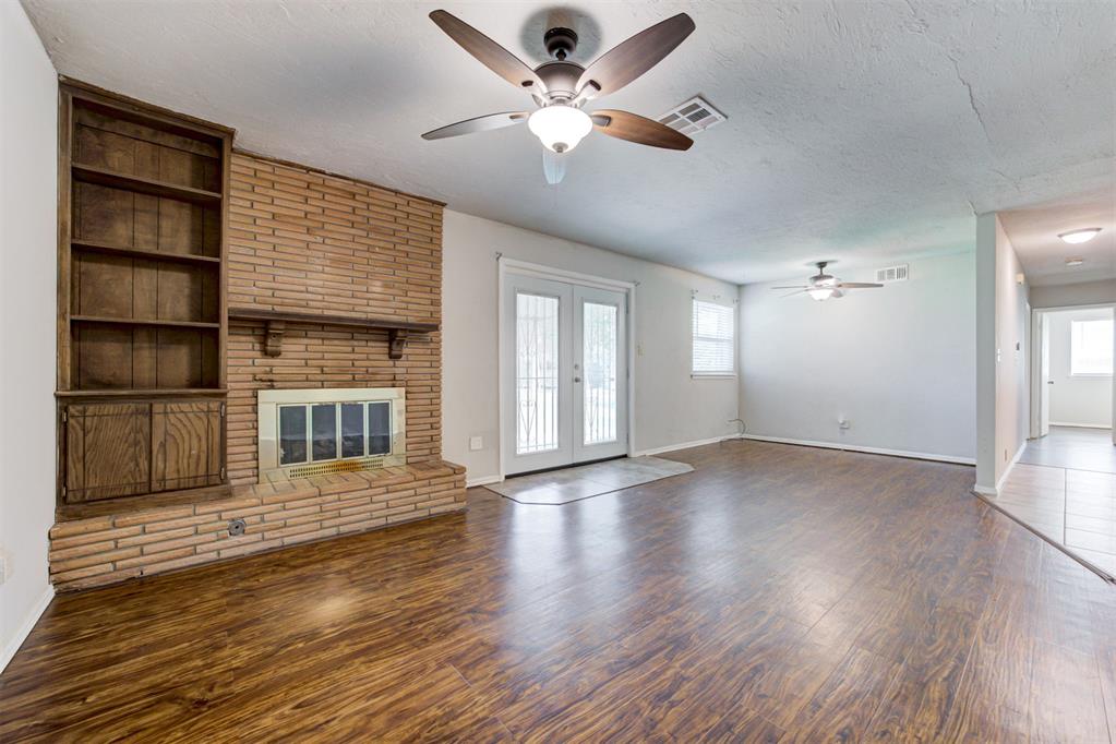 2537 SW 66th Street