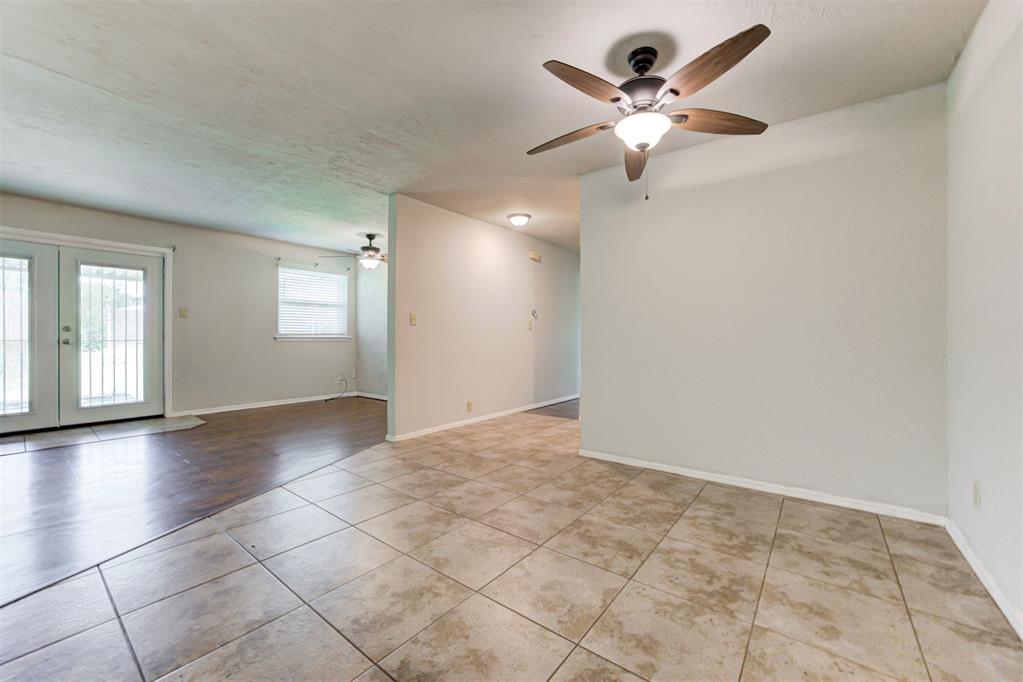 2537 SW 66th Street