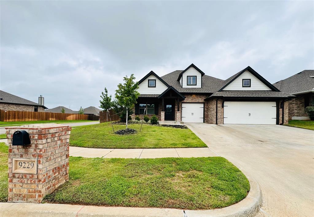 9229 NW 89th Street