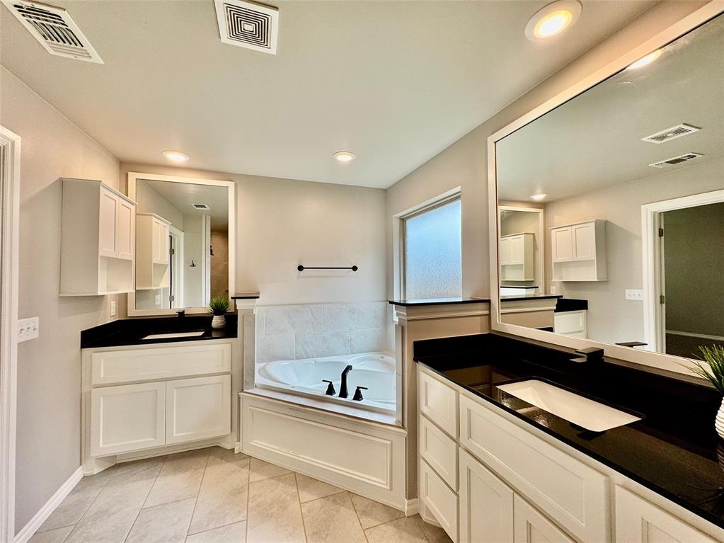 9229 NW 89th Street