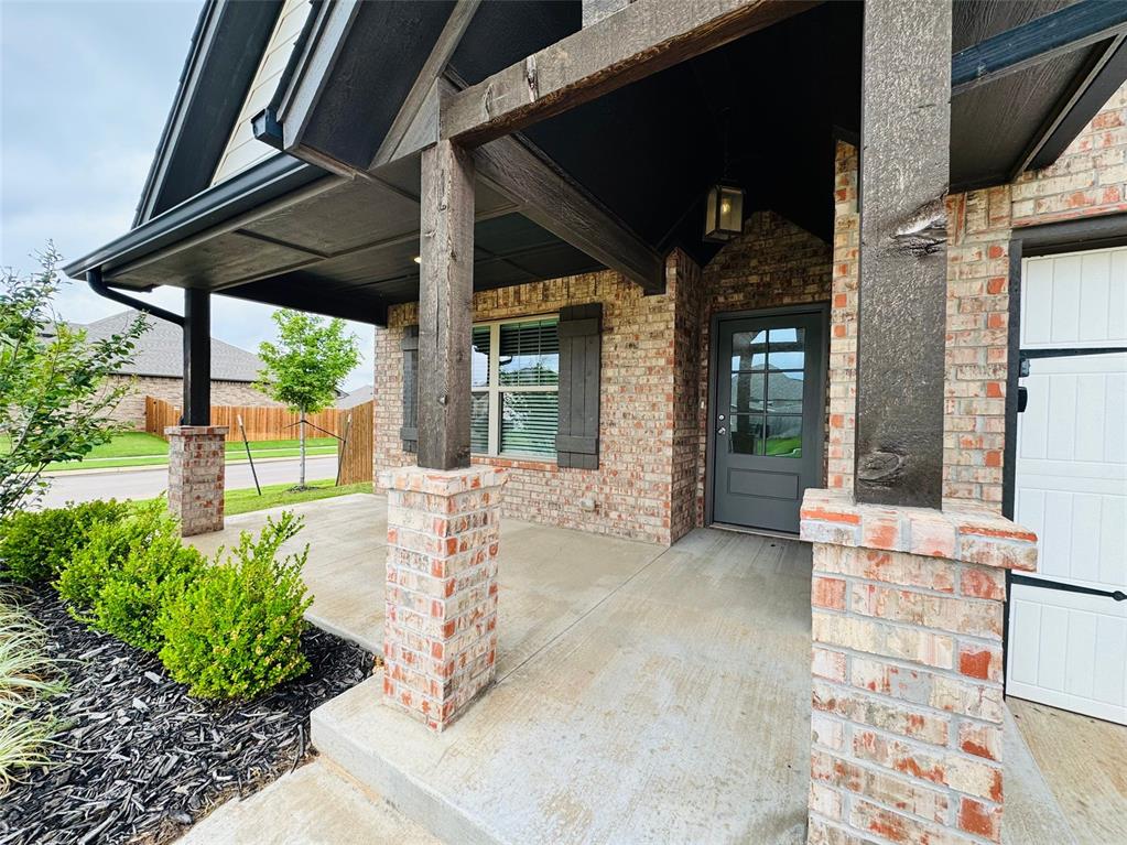9229 NW 89th Street
