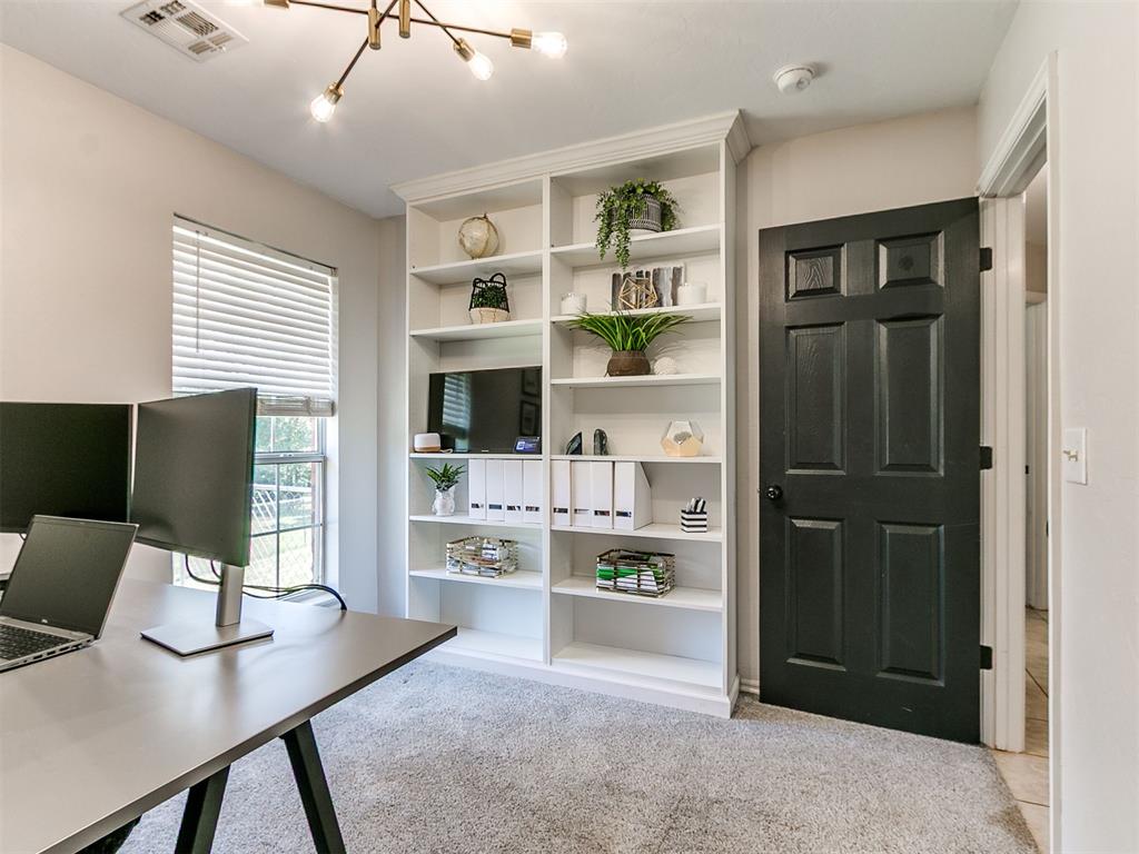 7212 Sapphire Lane