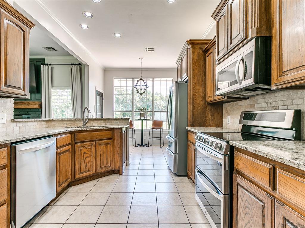 7212 Sapphire Lane