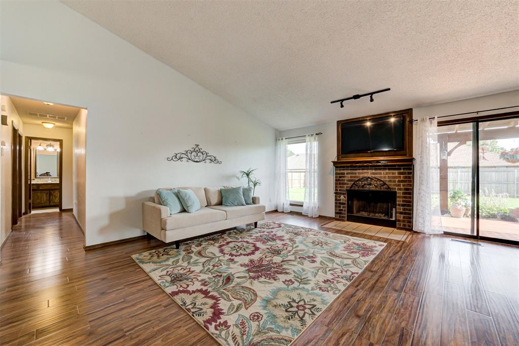 1341 Oswego Drive