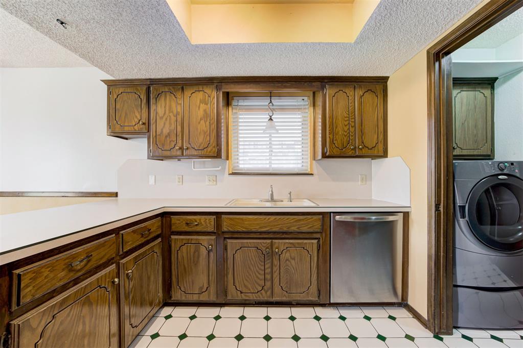 1341 Oswego Drive