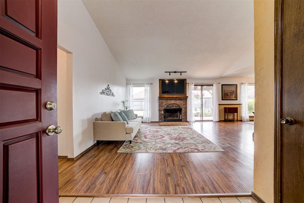 1341 Oswego Drive