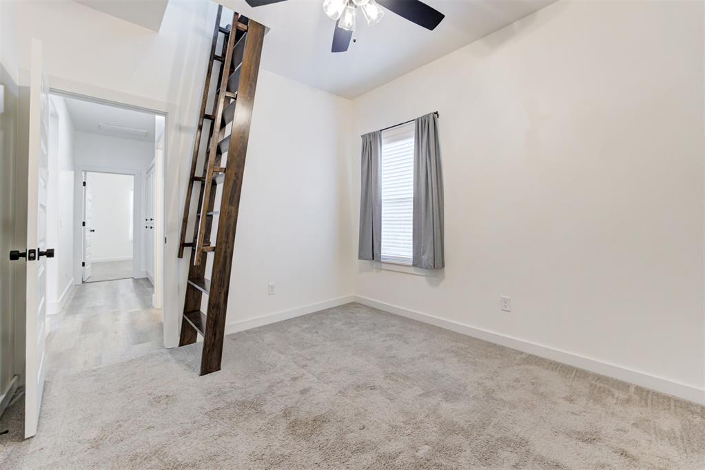 7329 NW 159th Terrace