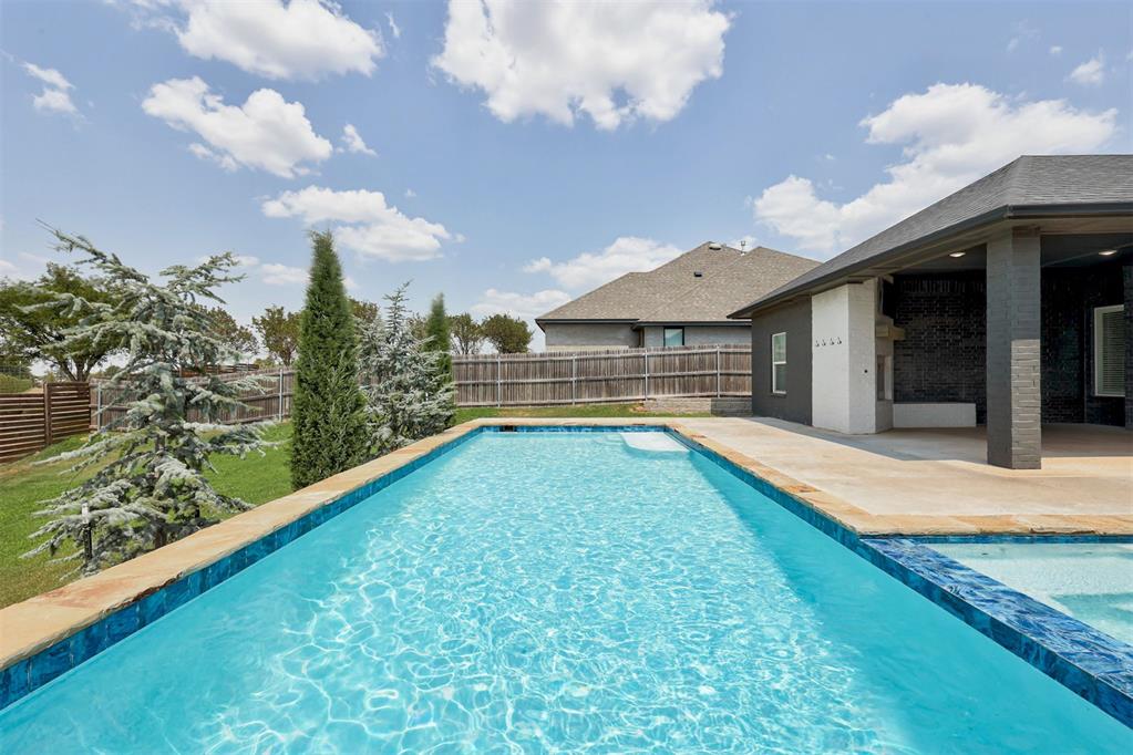 7329 NW 159th Terrace