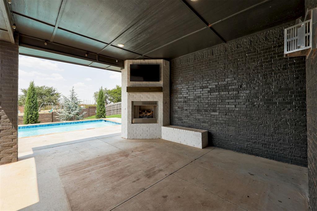 7329 NW 159th Terrace