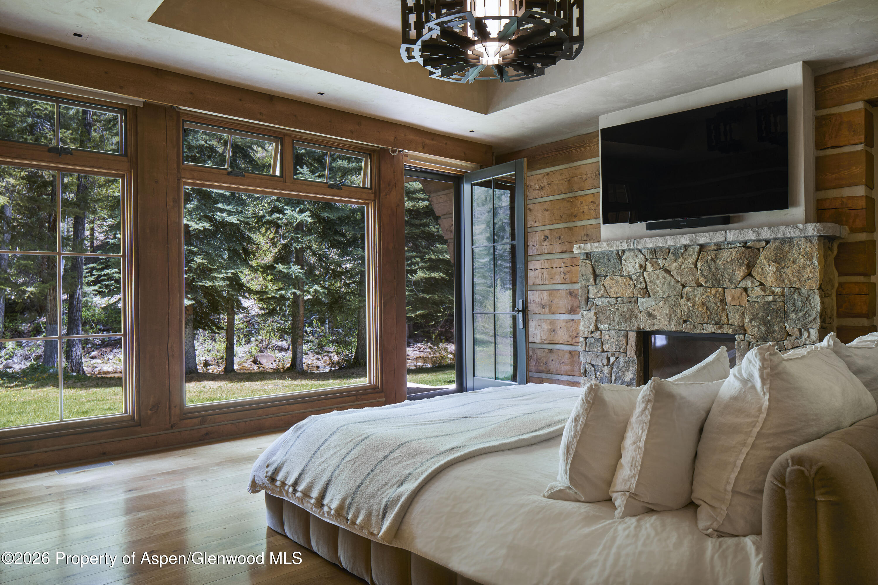 143 Conundrum Creek Road