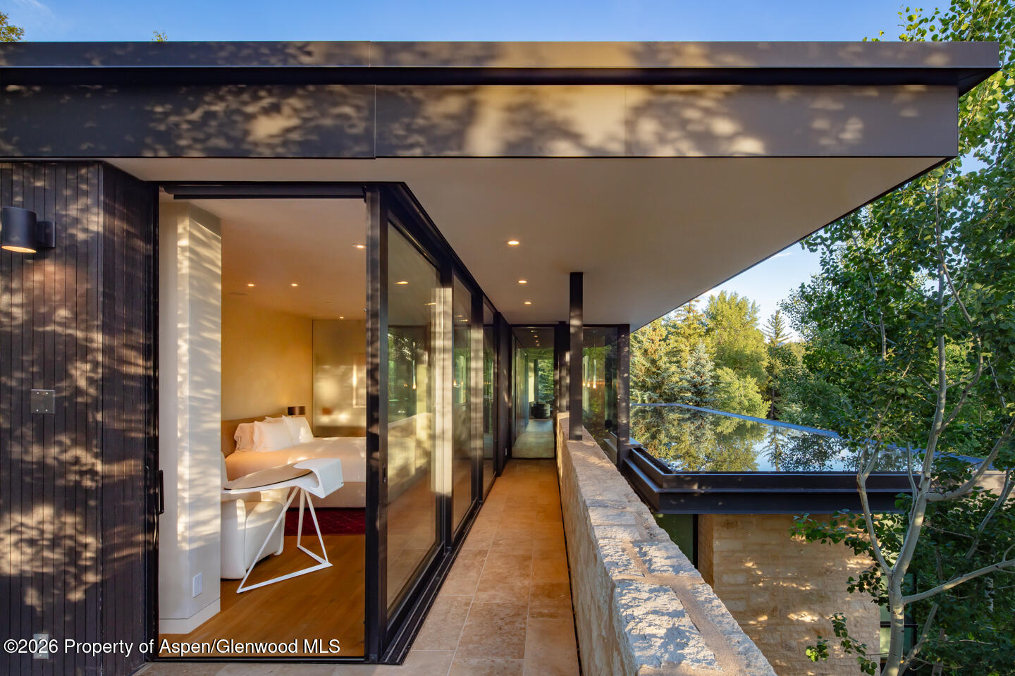 979 Red Mountain Road