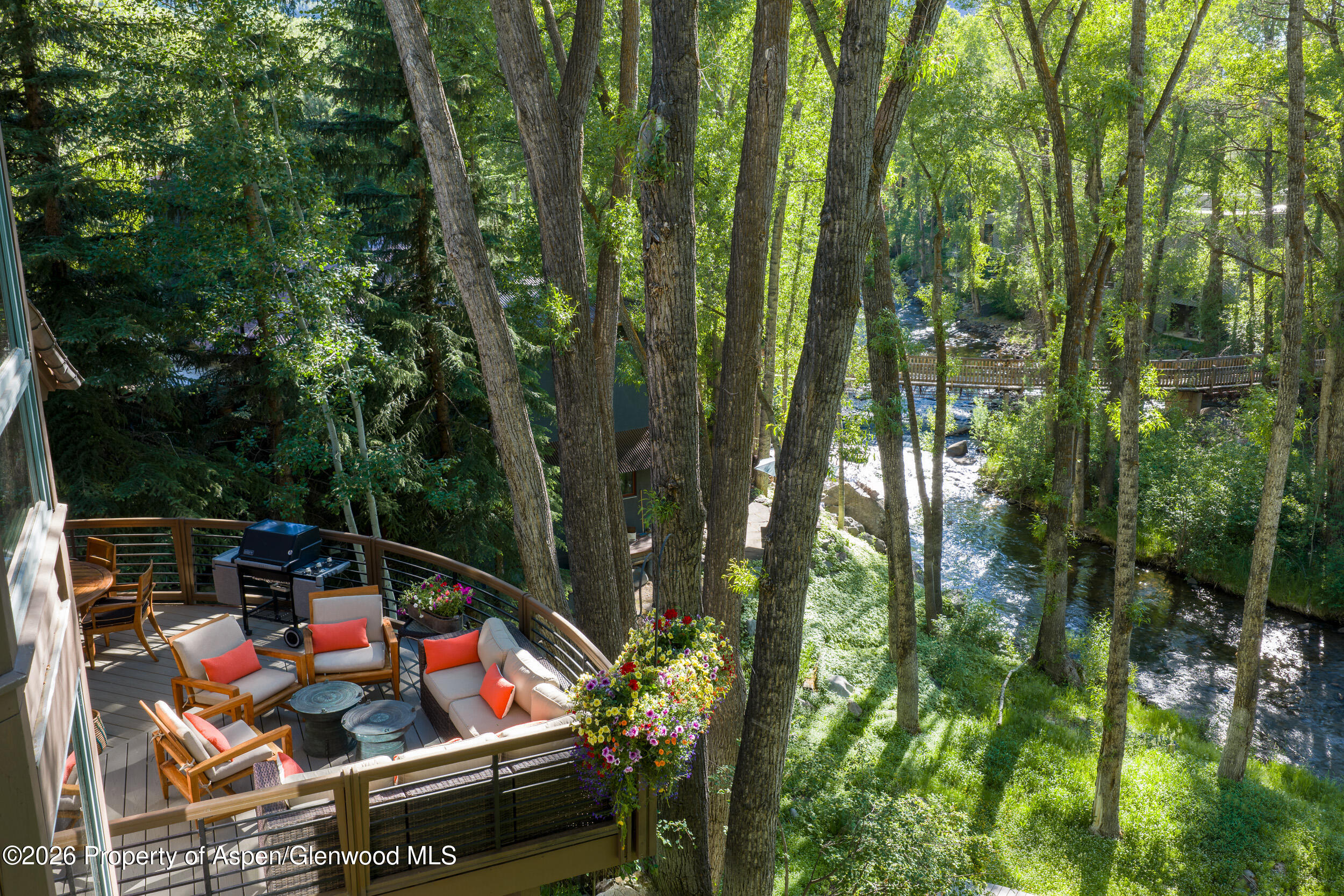 115 Neale Avenue