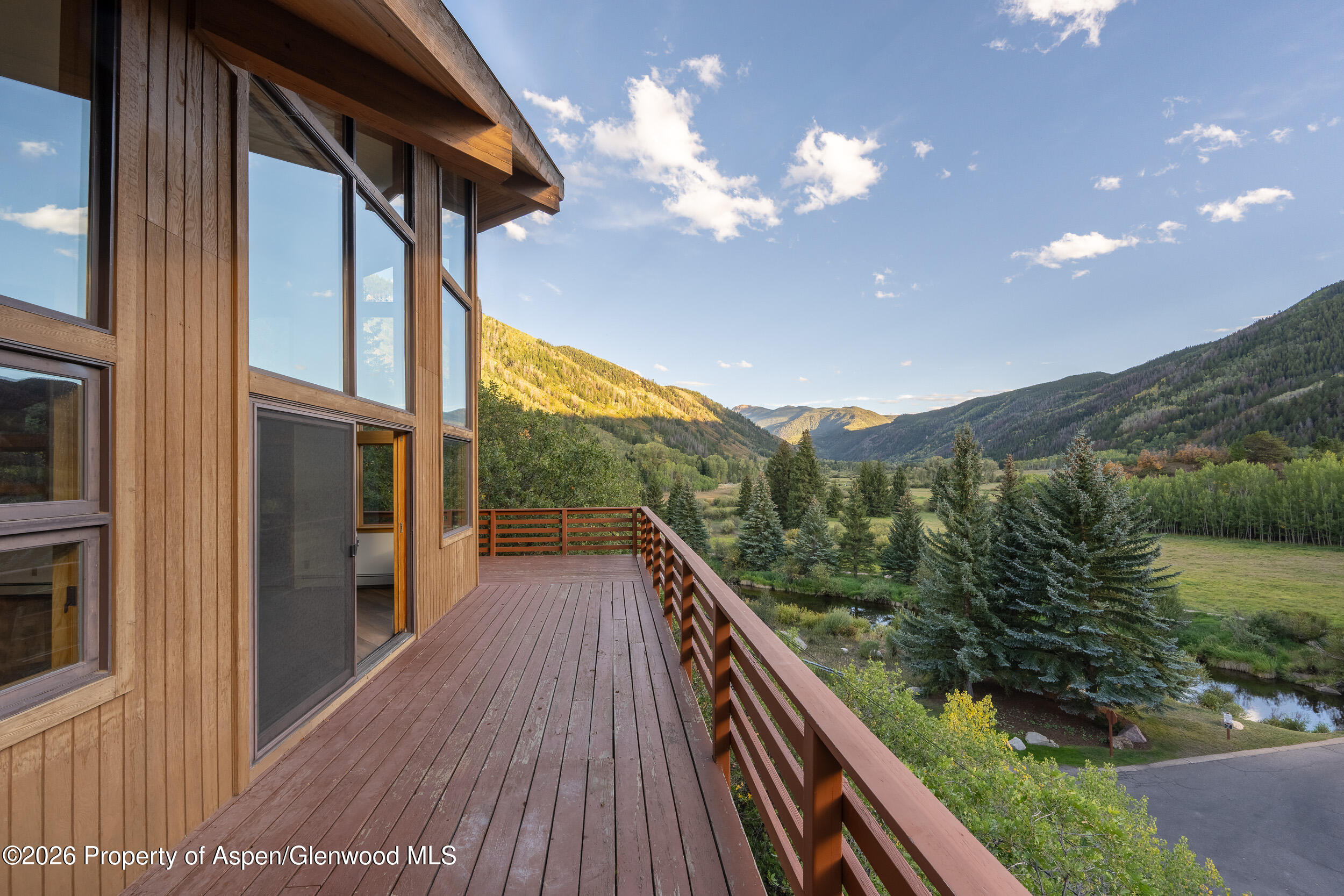368 E Lupine Drive